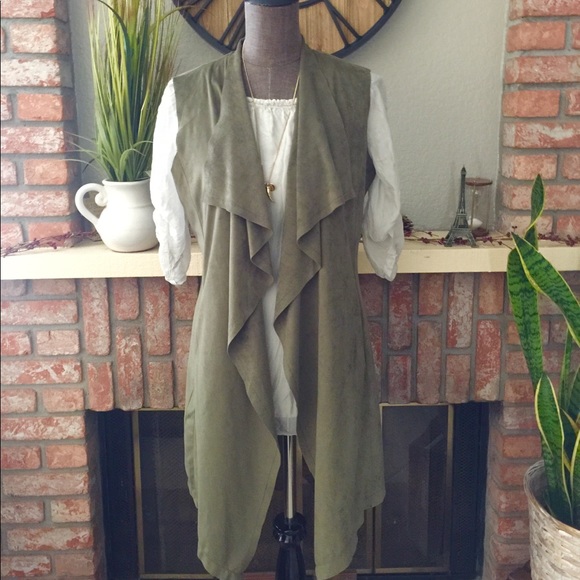 kate and Mallory Jackets & Blazers - Kate & Mallory Faux Suade Vest/Duster EUC